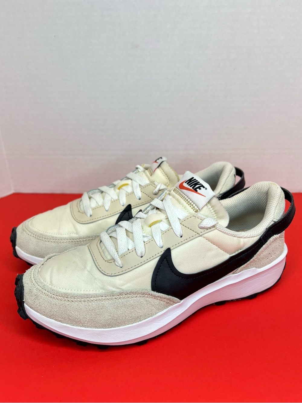 Nike Waffle Debut Womens Sandrift/Blk/Phantom Size 8.5M DH9523-102 Superb Clean